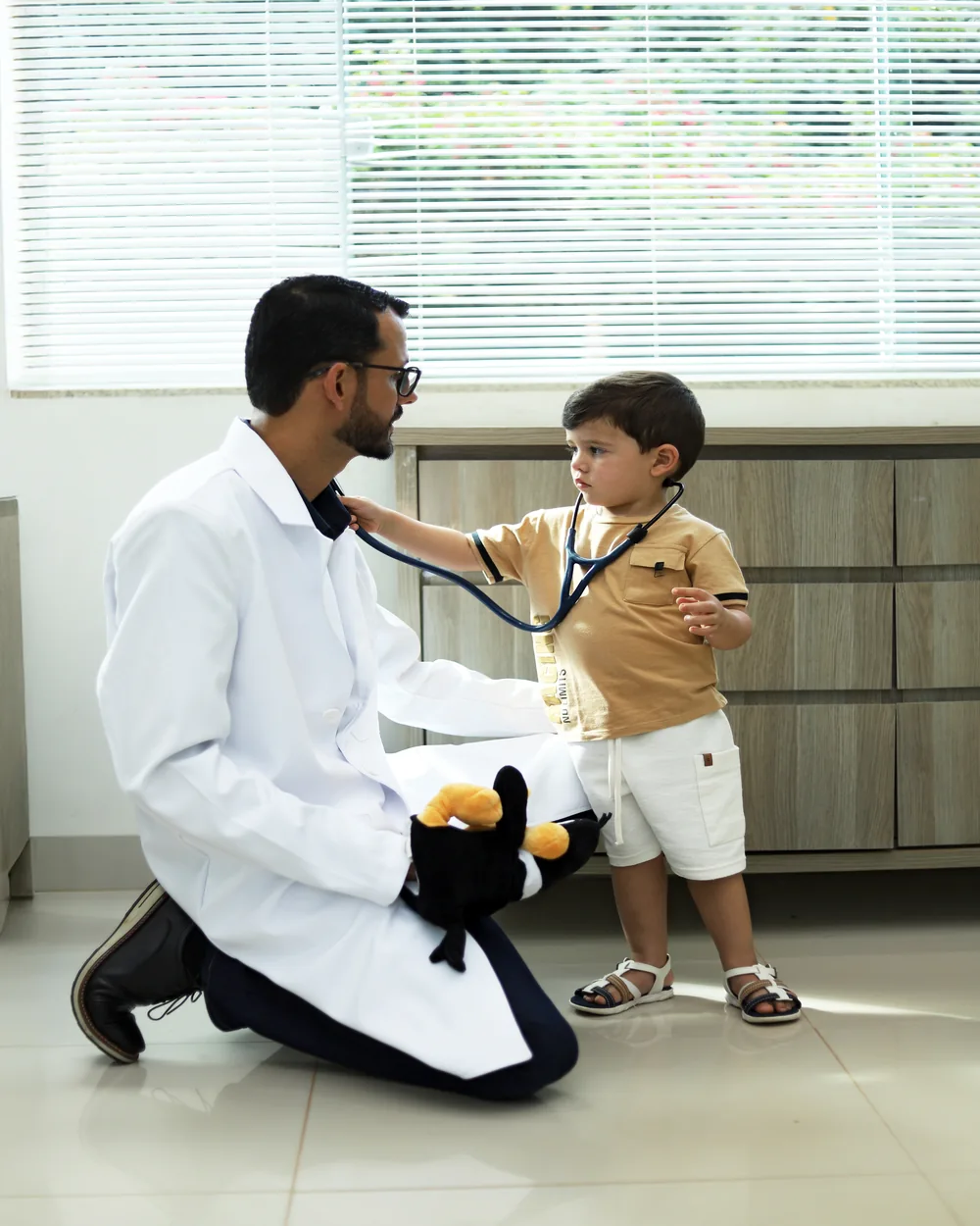 Consulta pediátrica com Dr. Ricardo